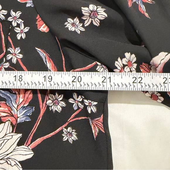 Business Casual Floral Button-Up Blouse Women's XL Lightweight Work Shirt New - Picture 8 of 11